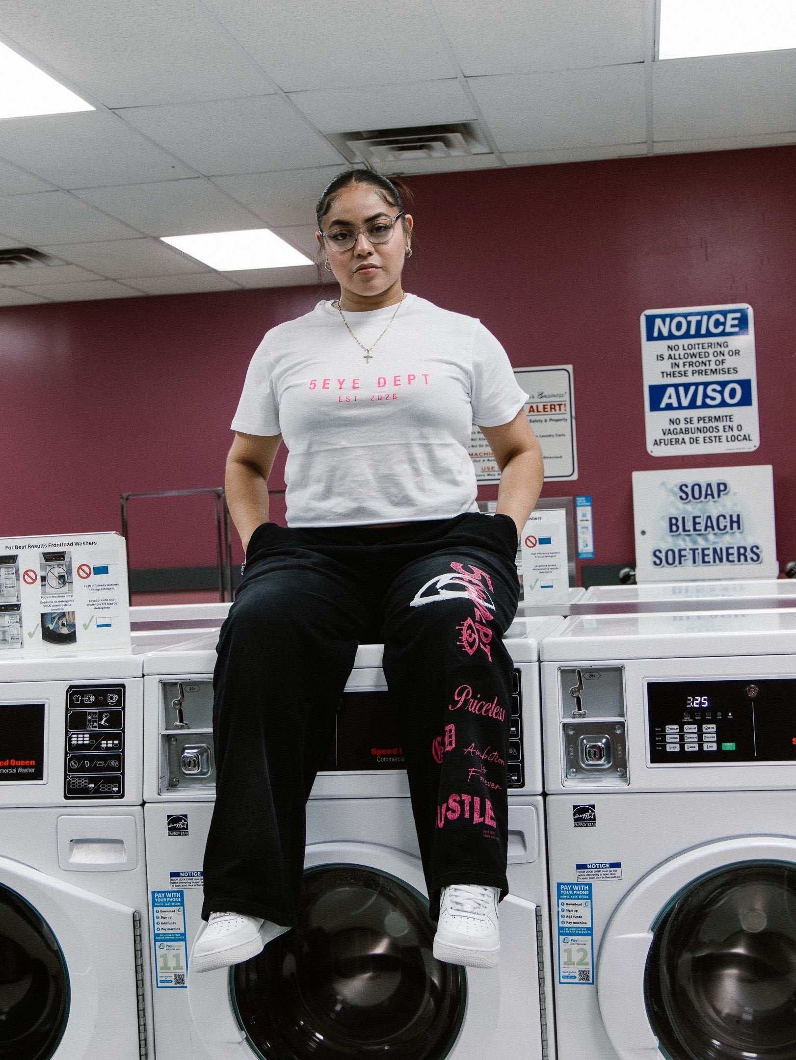 Womens Pink cropped tee